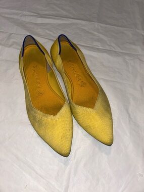 Rothy’s “The Point” Mustard Yellow Flats Size 8.5